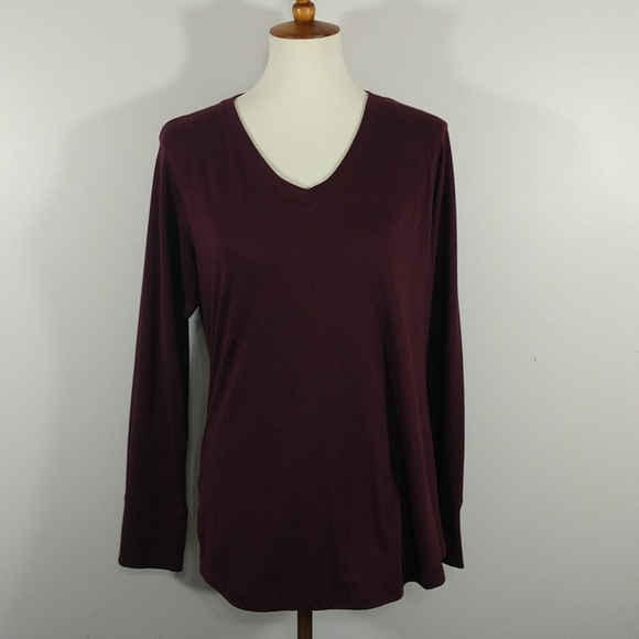 Top: NEW Canyon Guide V-Neck Long Sleeve - Picture 3 of 4